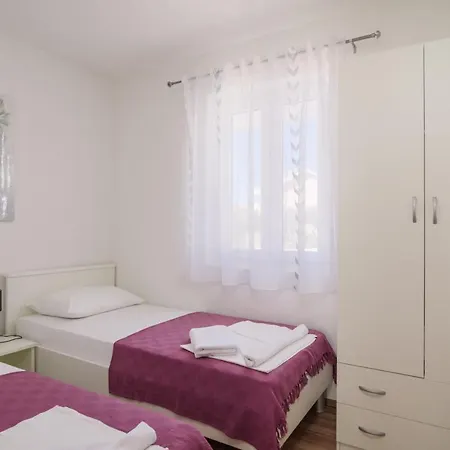 Apartment Sanda - With Pool *